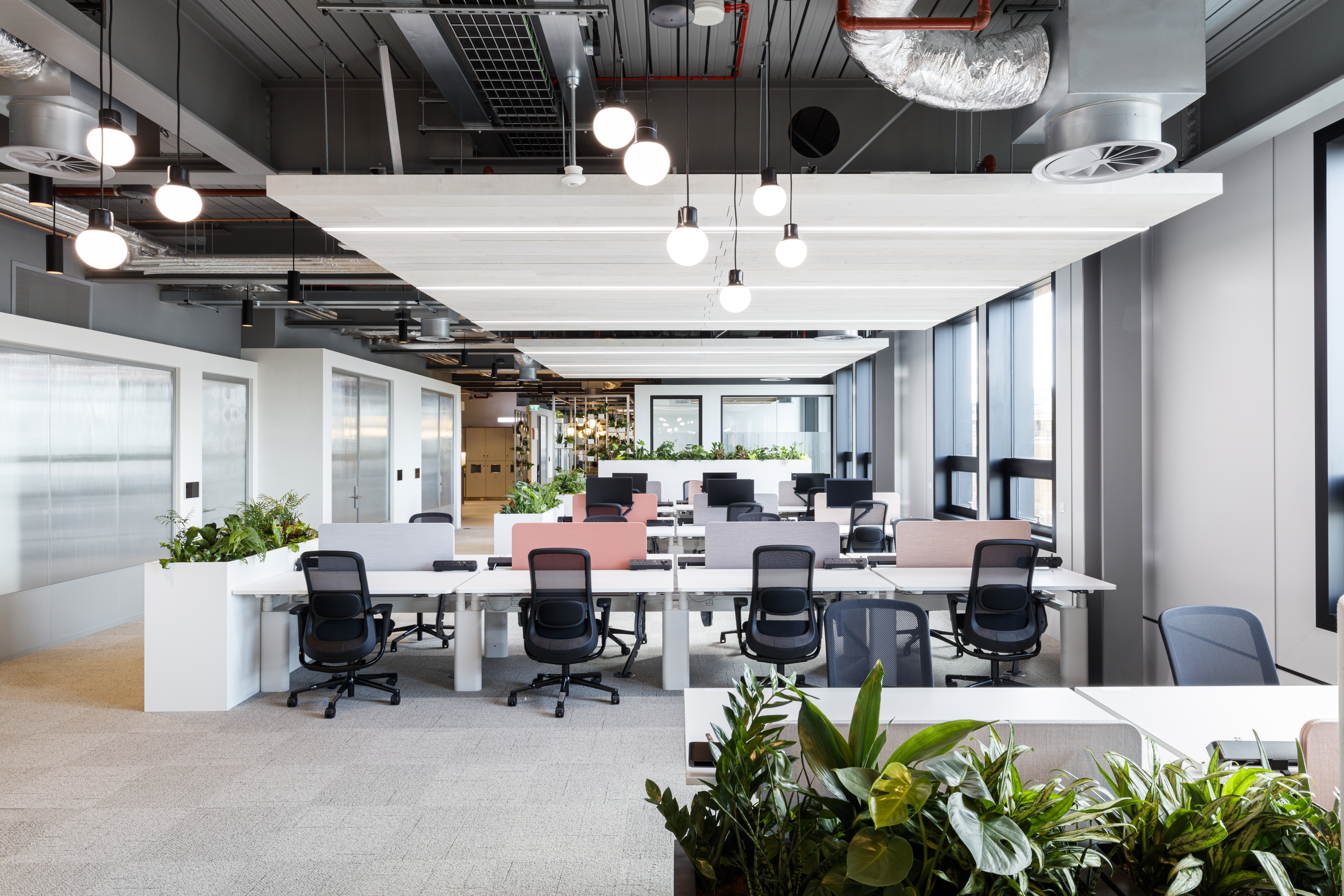 McKinsey & Company wins best 'Fit Out of Workplace' at the BCO London Regional Awards 2020